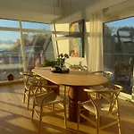 Seaview And Private Roof Terrace With Jacuzzi In Lofoten Prázdninový dům