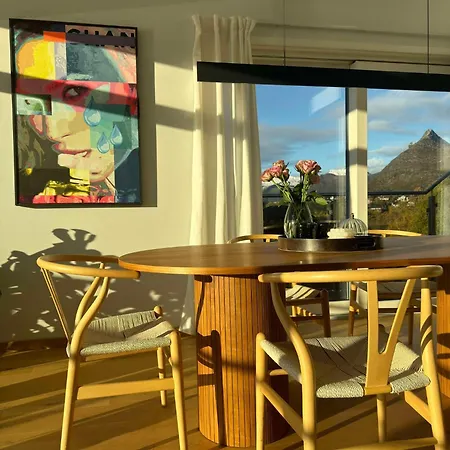 Seaview And Private Roof Terrace With Jacuzzi In Lofoten 度假居