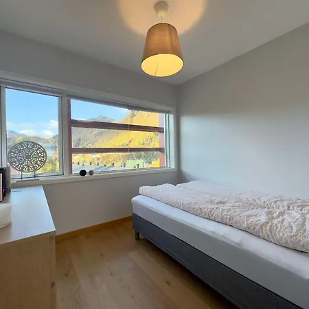 Seaview And Private Roof Terrace With Jacuzzi In Lofoten *