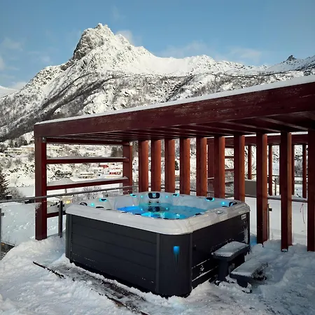度假居 Seaview And Private Roof Terrace With Jacuzzi In Lofoten *