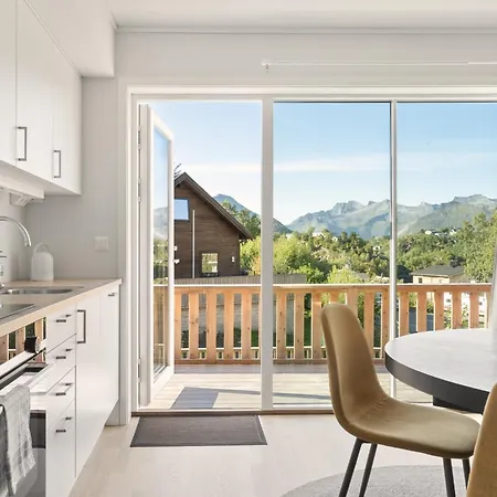 Ferienhaus Seaview And Private Roof Terrace With Jacuzzi In Lofoten