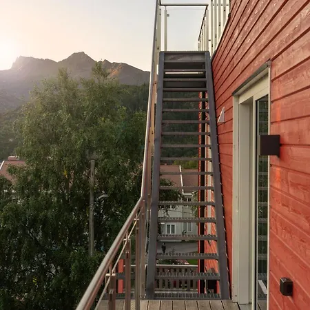 Ferienhaus Seaview And Private Roof Terrace With Jacuzzi In Lofoten