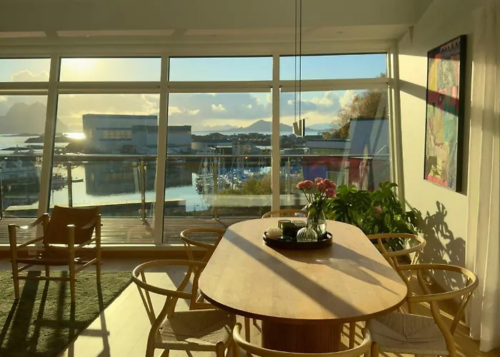 Seaview And Private Roof Terrace With Jacuzzi In Lofoten
